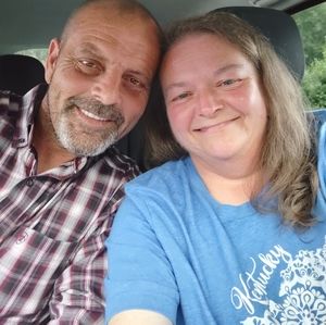 Meet your Posher, Simona